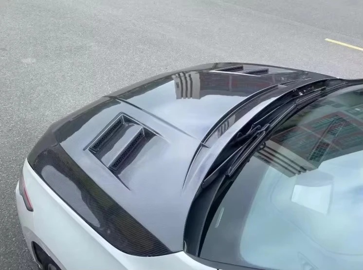 Hot Seller Vented Style Lightweight Carbon Fiber Front Hood Bonnet for VW GOLF MK8 GTI 2019 up